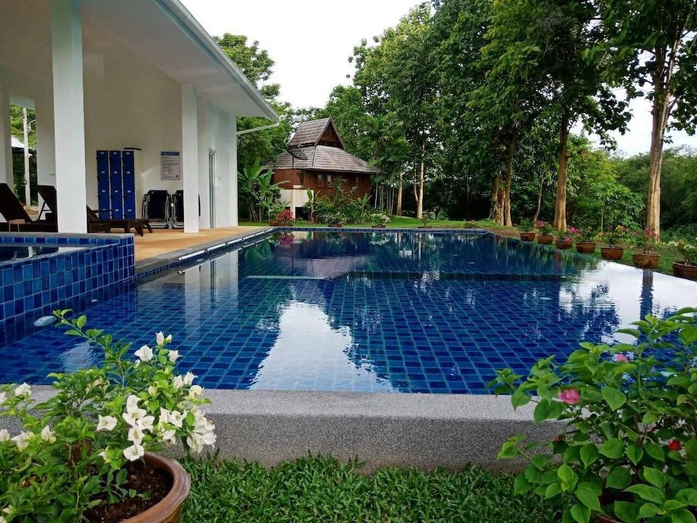 Fueng Fah Riverside Gardens Resort Mae Rim Exterior photo